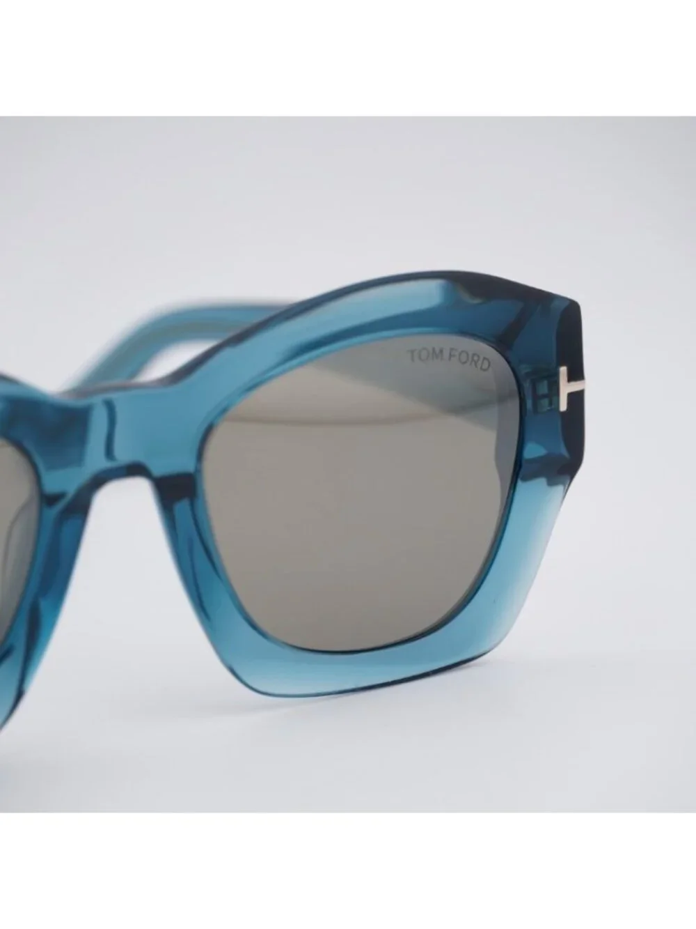 Tom Ford Guilliana FT1083 90L Sunglasses Shiny Blue Square Frame, Roviex Lenses